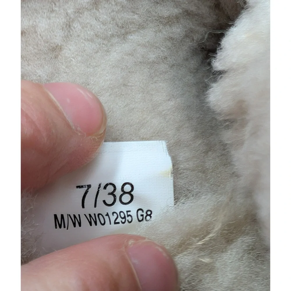 BORN Sheepskin Shearling Boots Women's Size 7 Suede Shilo W01295 Sheepskin VTG‎
